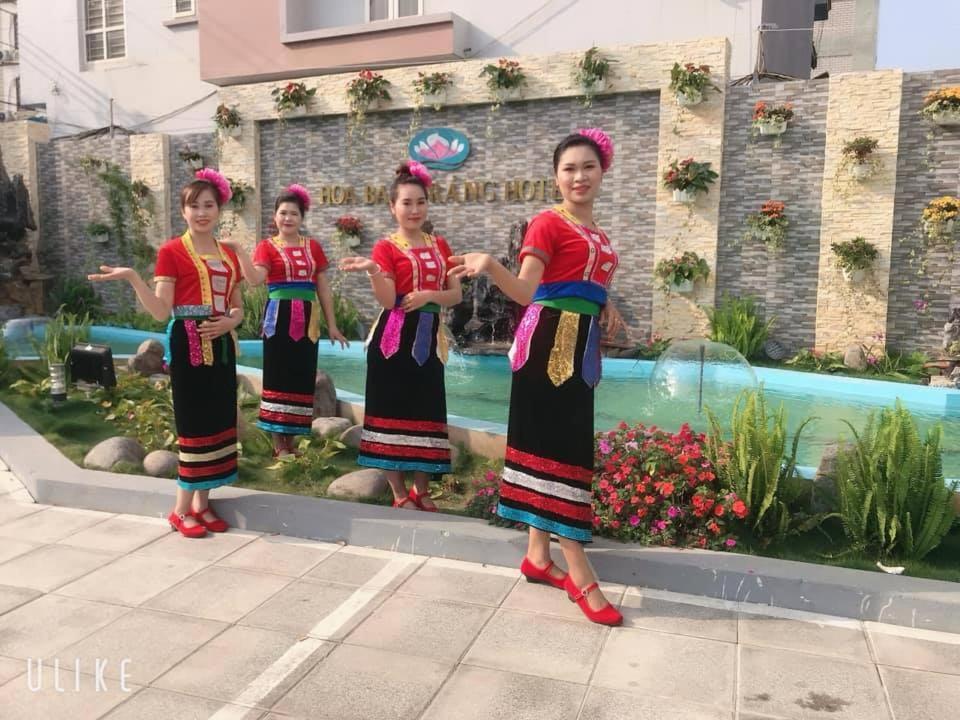 Отель Khach San Hoa Ban Trang Son La Экстерьер фото